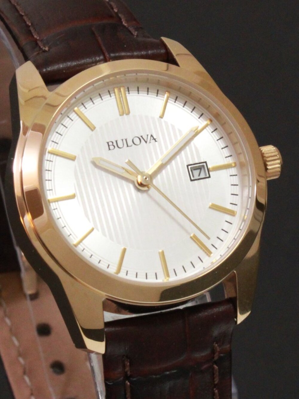 Bulova Classic Collection Ladies Dress Watch Gold Tone Textured Dial 30mm - Picture 5 of 10